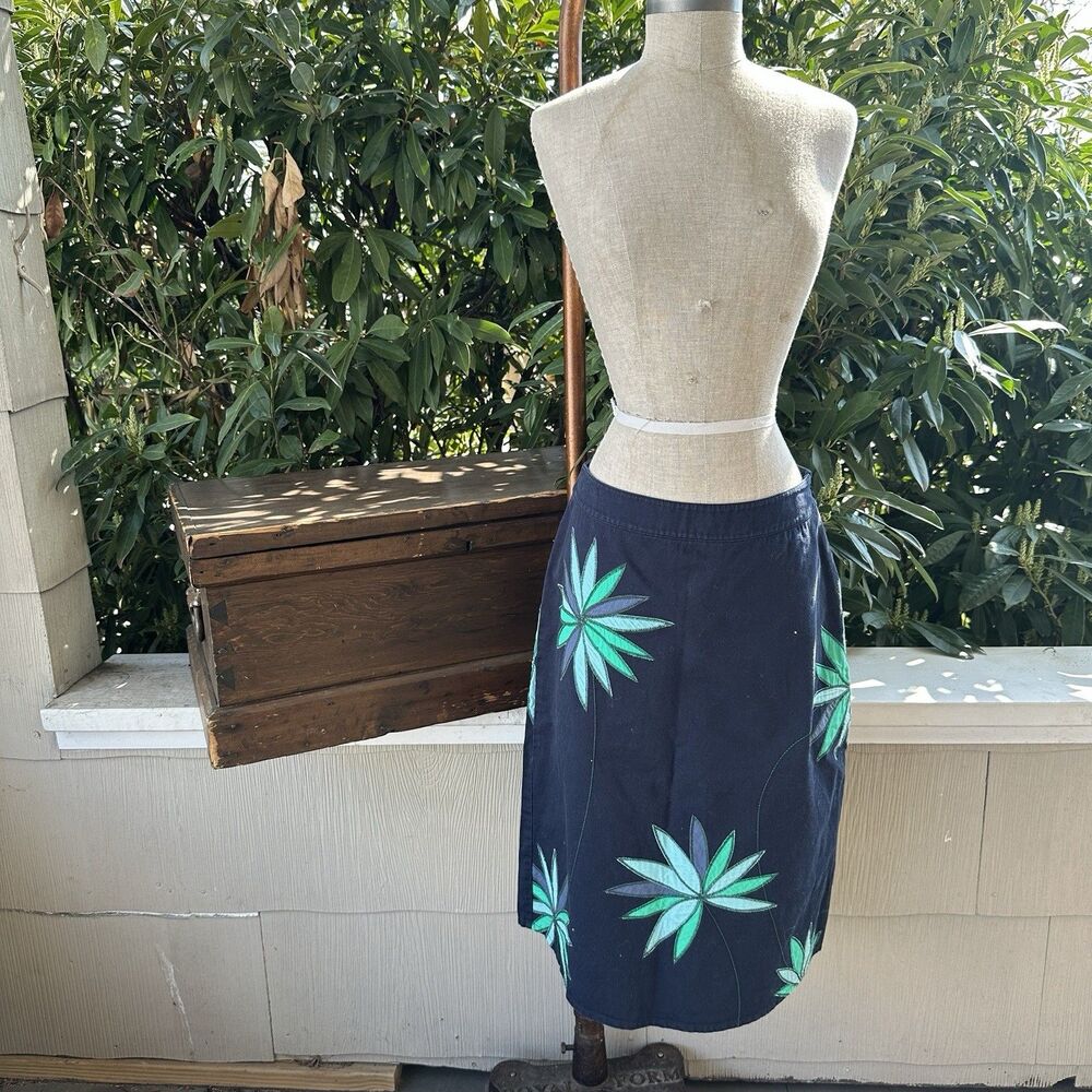 Boden A-Line Skirt Floral Appliqué Navy Midi Mod Retro Artsy Preppy Size 10